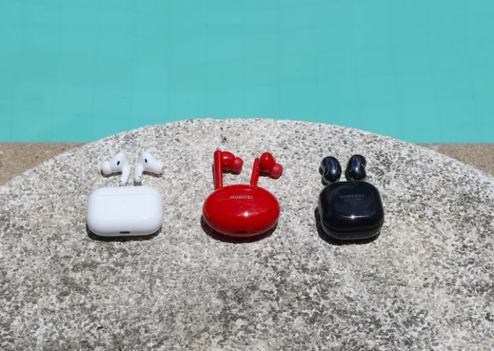 Huawei FreeBuds 4i vs Samsung Galaxy Buds Live vs Apple AirPods Pro Comparison Review