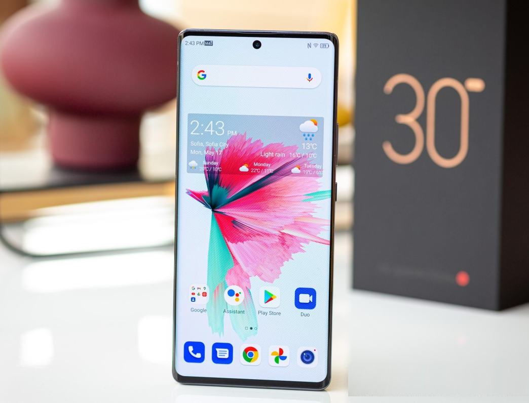 ZTE Axon 30 Ultra 5G In For Review - GearOpen.com