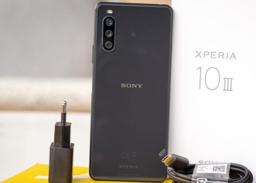 Sony Xperia 10 III in for review
