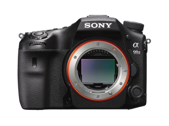 Sony leaves DSLR cameras in the rear-view mirror