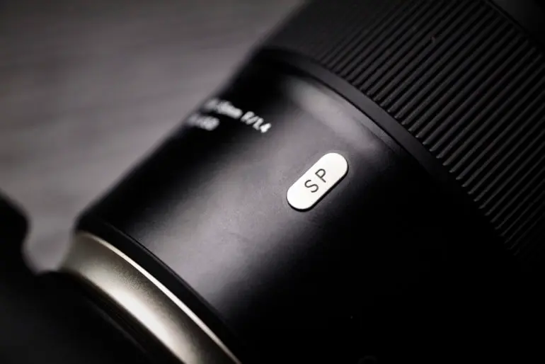 It’s Time to Photowalk! Enjoy It with These Lightweight Lenses