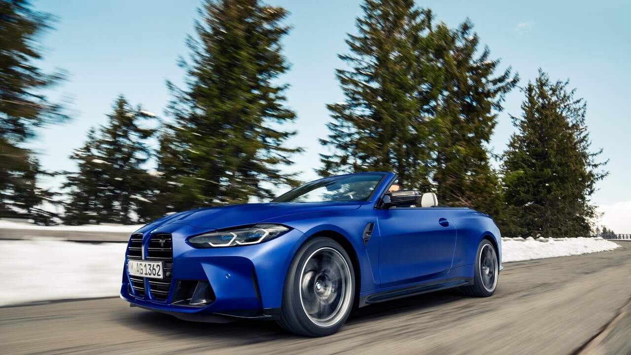 2022 BMW M4 Competition Convertible xDrive has more power and a folding fabric roof