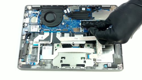 Inside Dell Latitude 13 5320 – disassembly and upgrade options