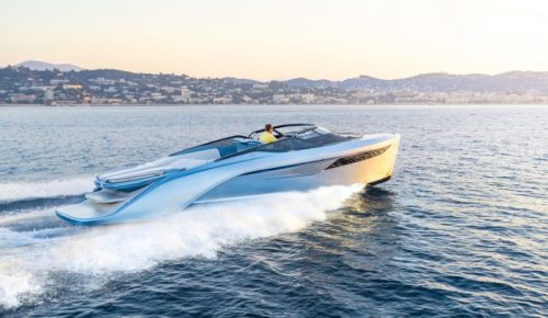 Princess R35 yacht tour: Designer boat is more than just a pretty face