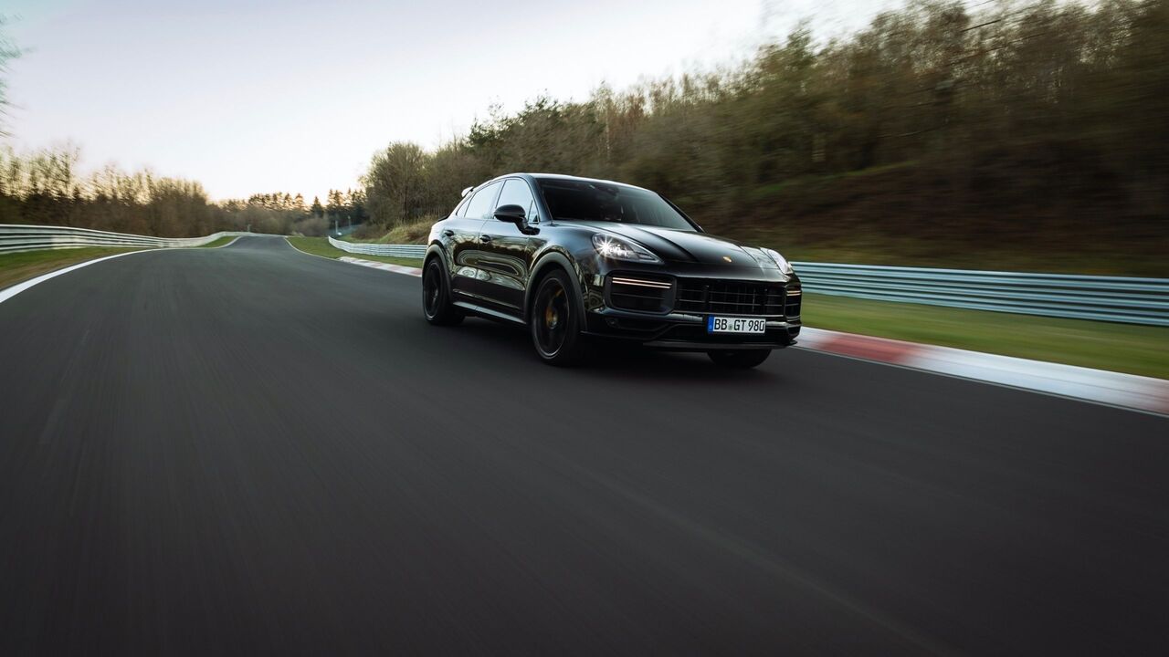2022 Porsche Cayenne Coupe