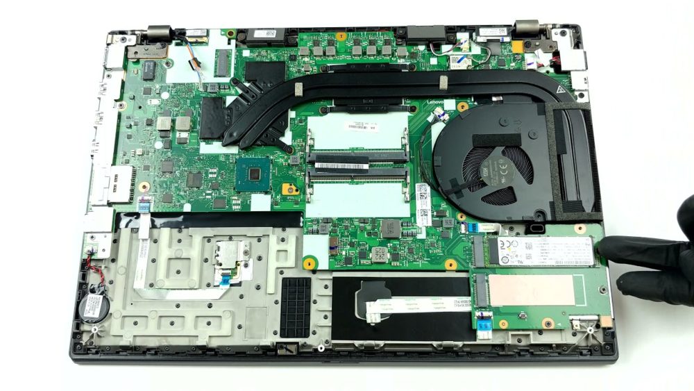 Inside HP ZBook 17 G6 disassembly and upgrade options