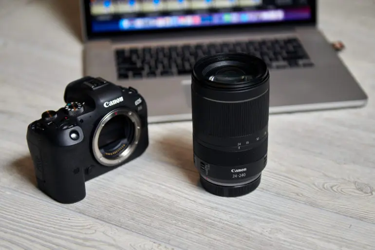 Canon RF 24-240mm F4-6.3 IS USM