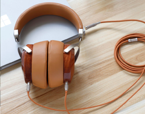 Sivga Introduces the SV021 Closed-Back Wooden Headphone