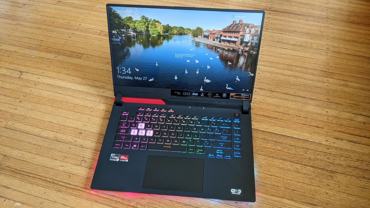 AMD Radeon RX 6800M Review