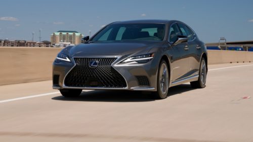 We Try the Lexus Teammate Hands-Free Driver-Assist System