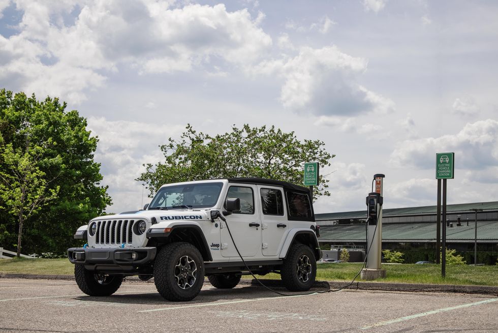 2021 Jeep Wrangler 4xe Complicates