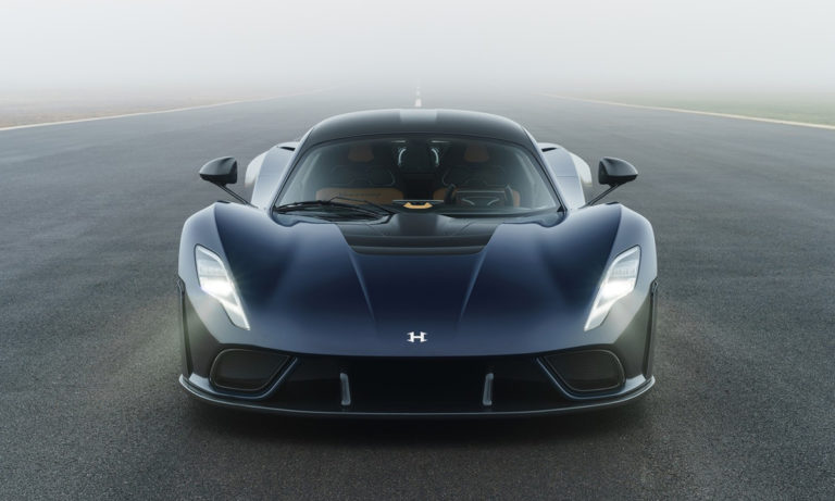 Hennessey-Venom-F5-Customer-Car-Has-Striking-Specification-...