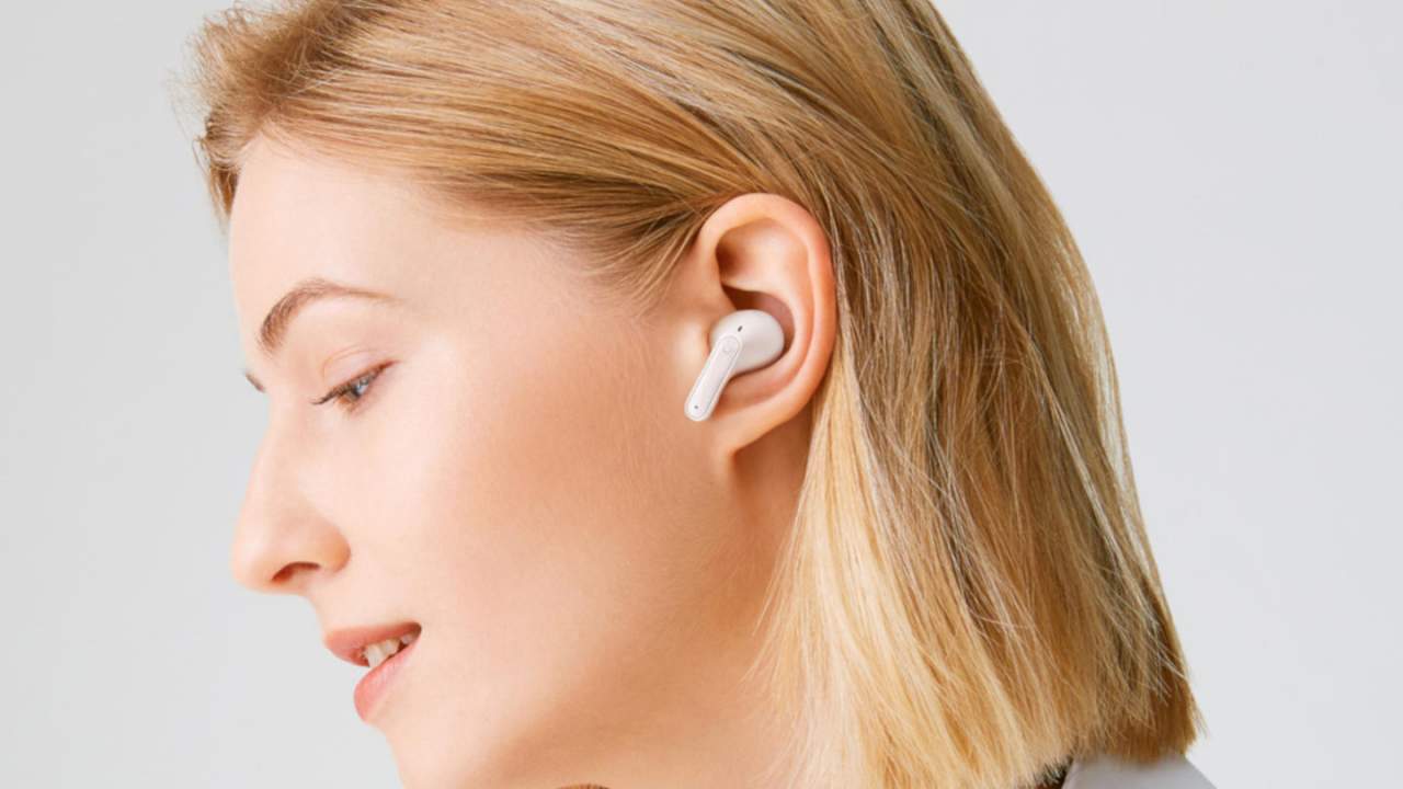LG TONE Free FP8