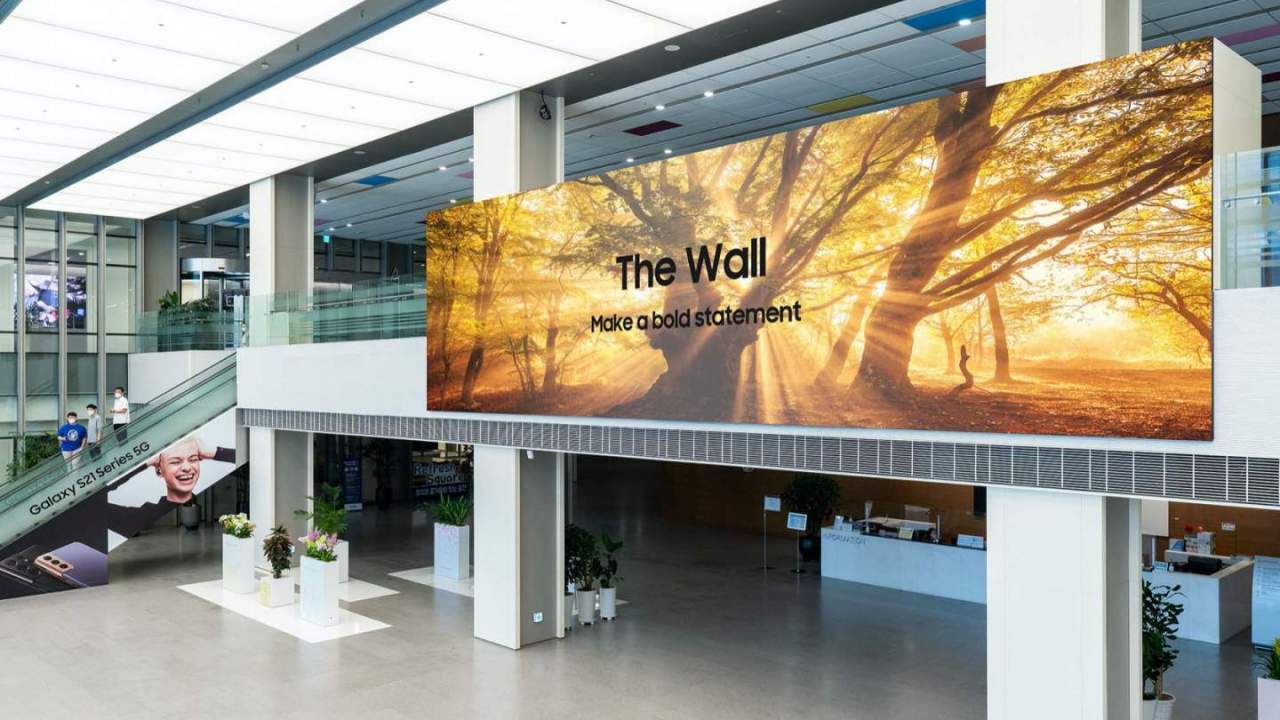 The-Wall-R5