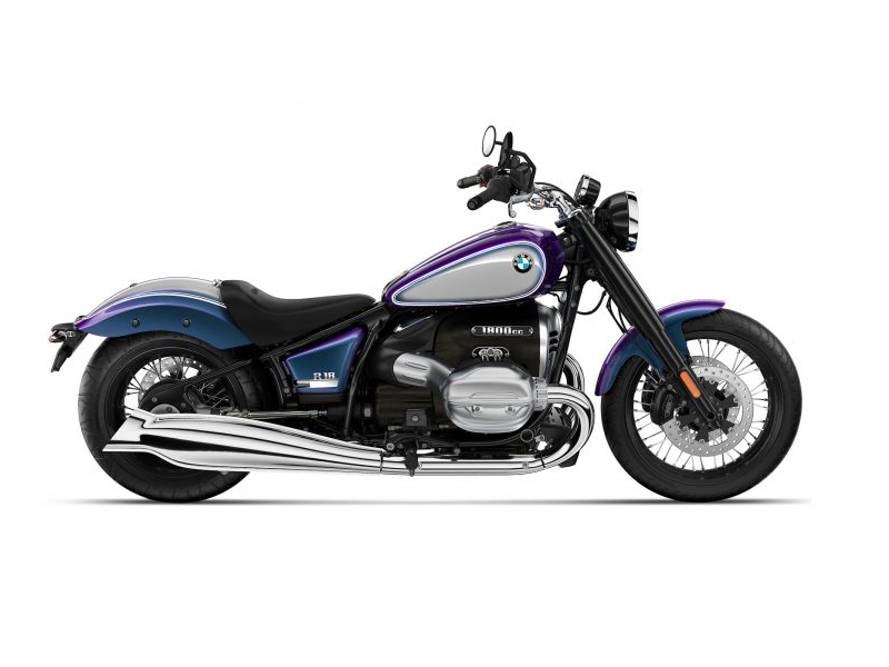 2022 BMW R 18 and R 18 Classic First Look (6 Fast Facts)