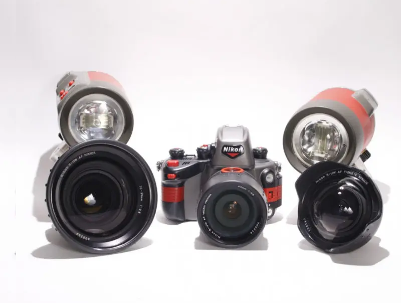 Nikonos RS