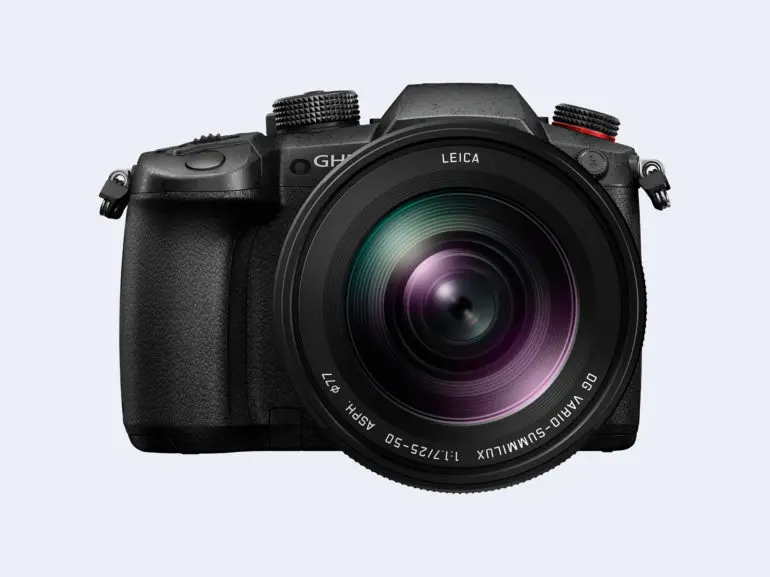 The Panasonic 25-50mm F1.7 Raises Important Questions about Micro 43