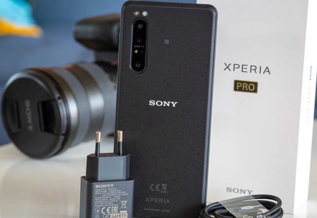 Sony Xperia Pro hands-on – true Pro or half-hearted concept?