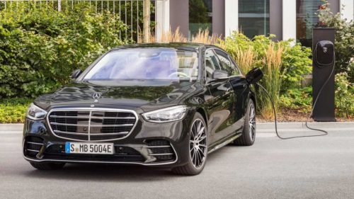 The 2021 Mercedes-Benz S 580 Takes the Fight to Luxury Sedan Foes