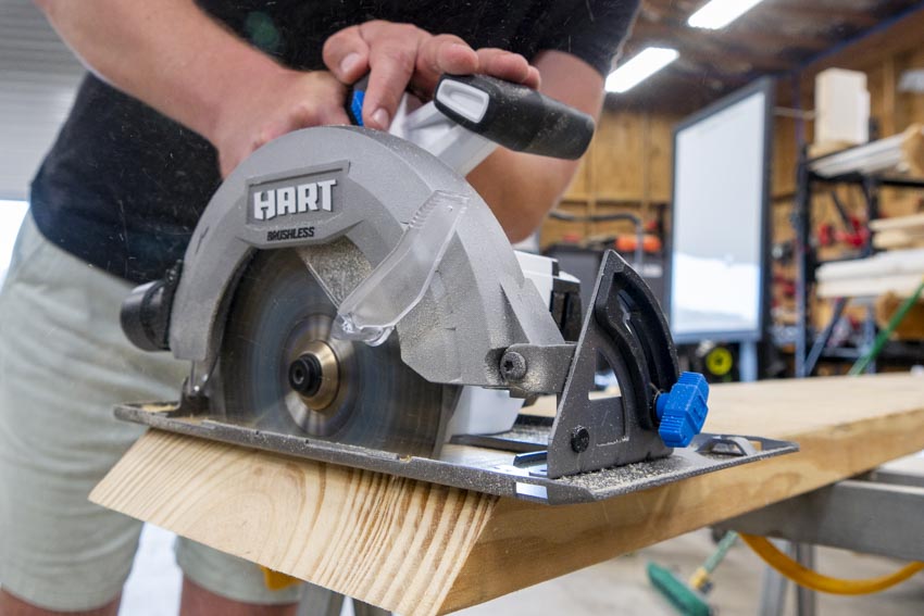 Hart 20V Brushless 7 1/4-Inch Circular Saw