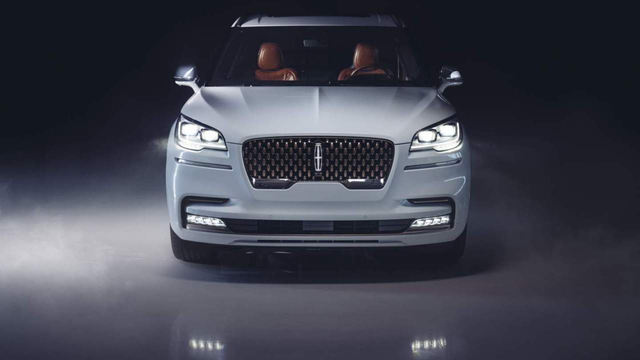 Lincoln Aviator Shinola Concept debuts August 11 at Pebble Beach