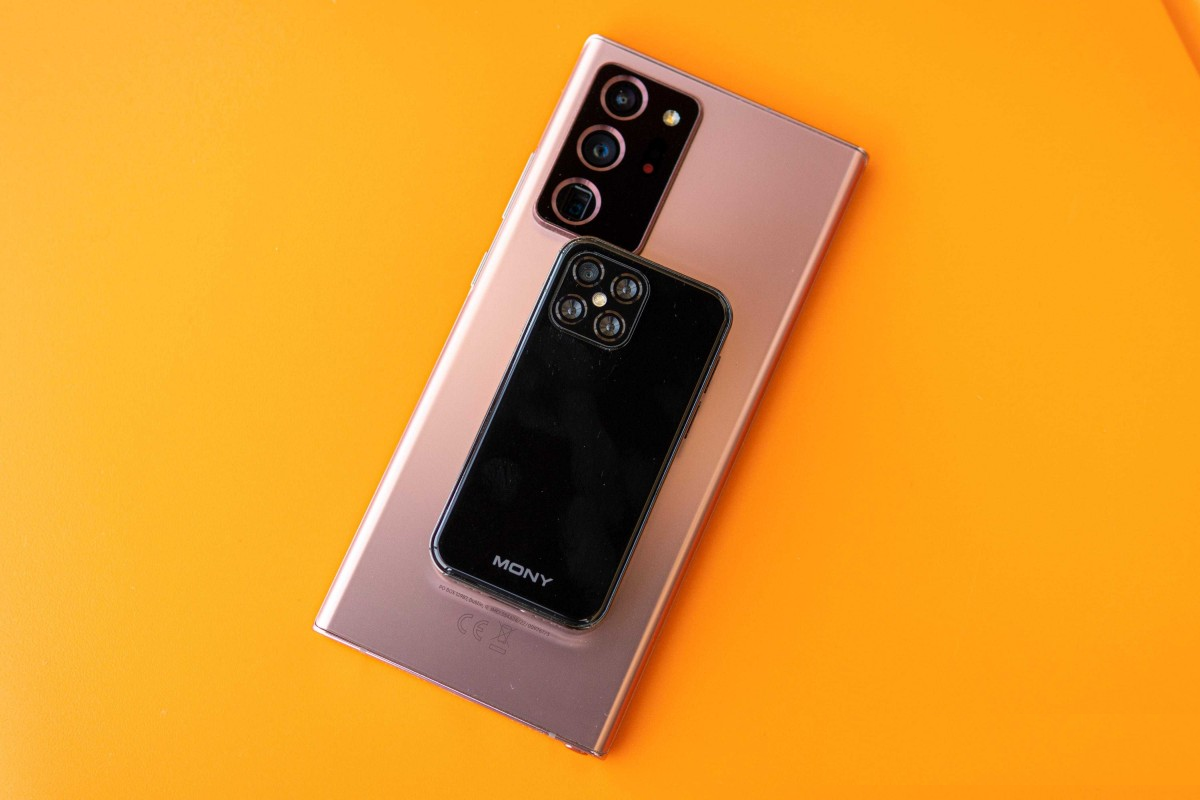 The Mony Mint, the smallest 4G smartphone, starts its Indiegogo campaign