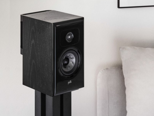 What’s Actually the Difference Between Cheap and Expensive Bookshelf Speakers?