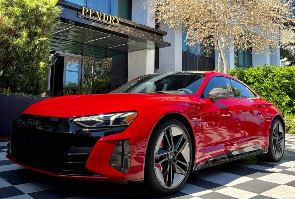 2022 Audi RS e-tron GT Review