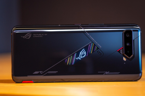 Asus ROG 5S Pro Review: Gaming Beast With Snapdragon 888 Plus