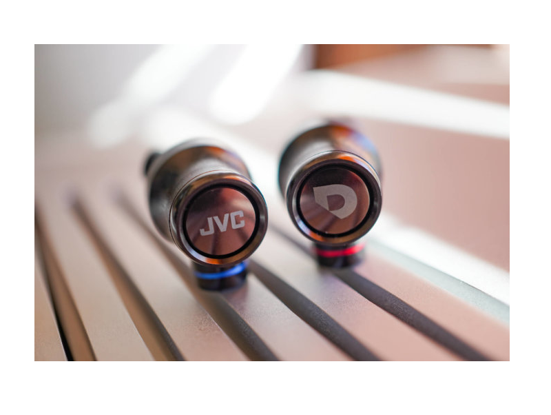 DROP JVC HA-FWX1