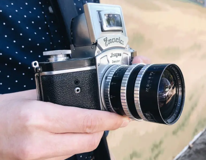 Angenieux 35mm f2.5 lens