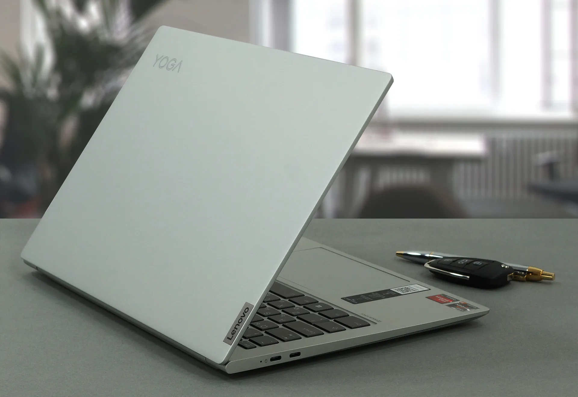 Lenovo Yoga Slim 7 Pro (14)