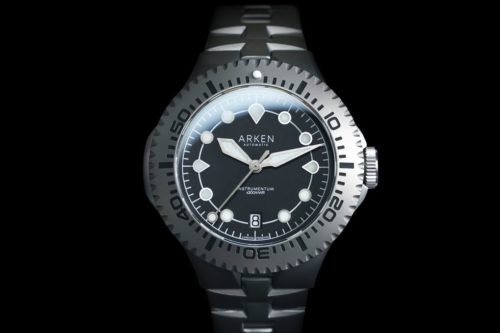 Want an Automatic Titanium Dive Watch for Just $500? Check Out This New Microbrand