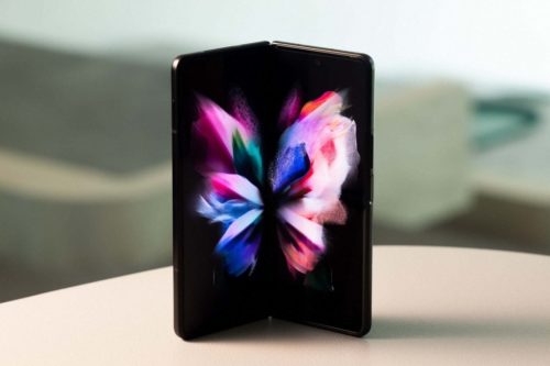How Apple can fix everything wrong with the Samsung Galaxy Z Fold3