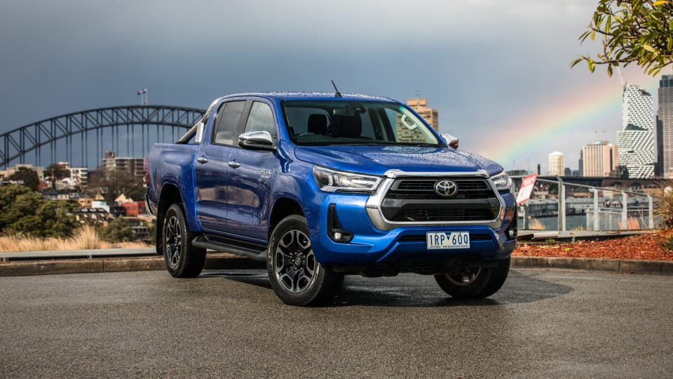 2021 Toyota HiLux SR5 Dual Cab