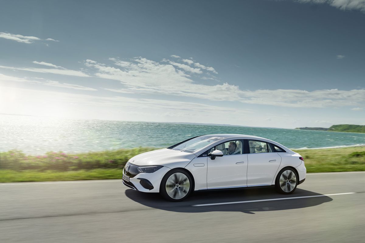 Mercedes-Benz EQE