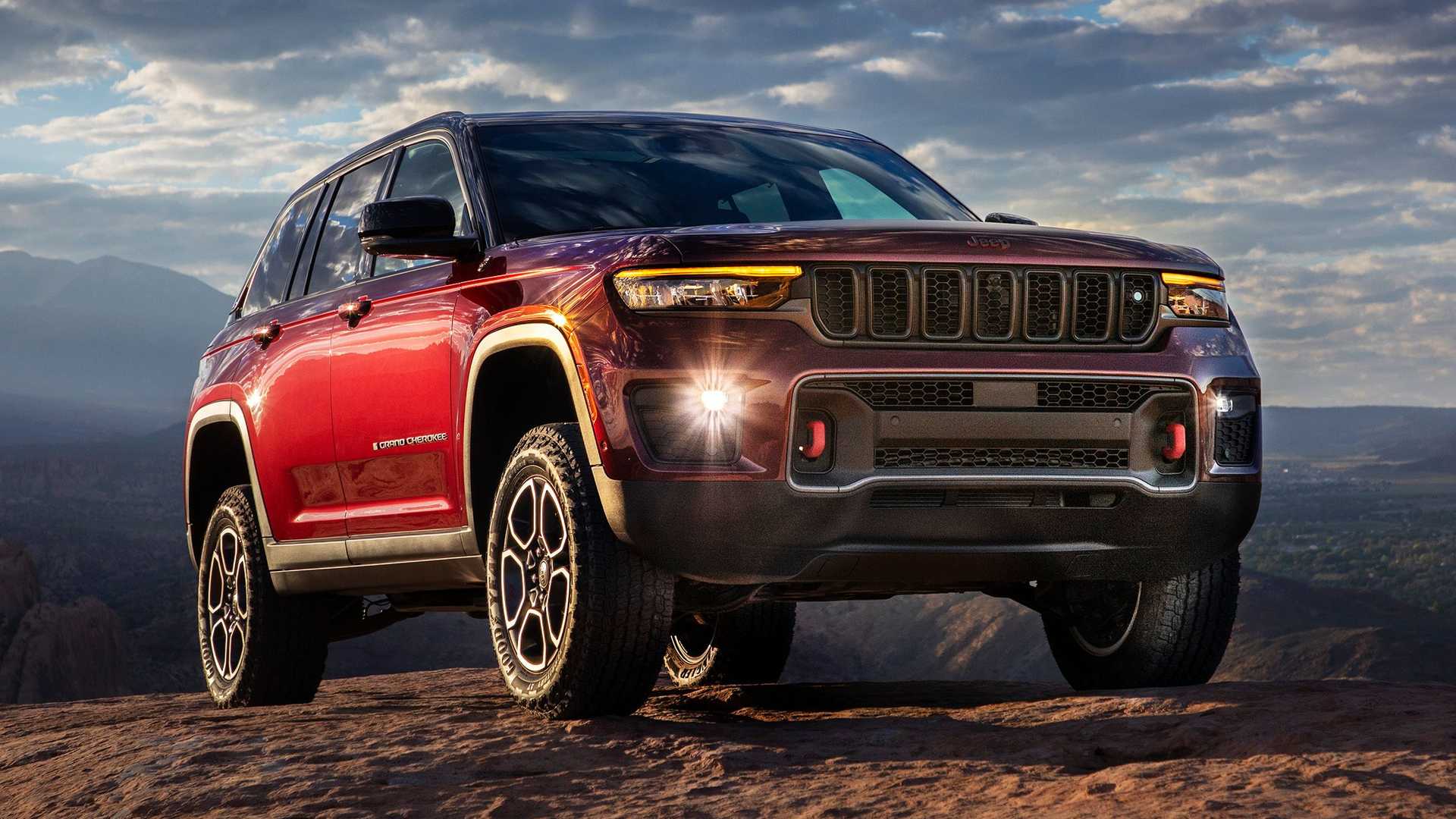 2022 Jeep Grand Cherokee Revealed: New 4xe PHEV With 25-Mile Range