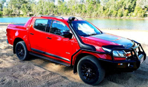 Roof Rack vs Canopies: Which One Is Best Suited for Your Colorado?