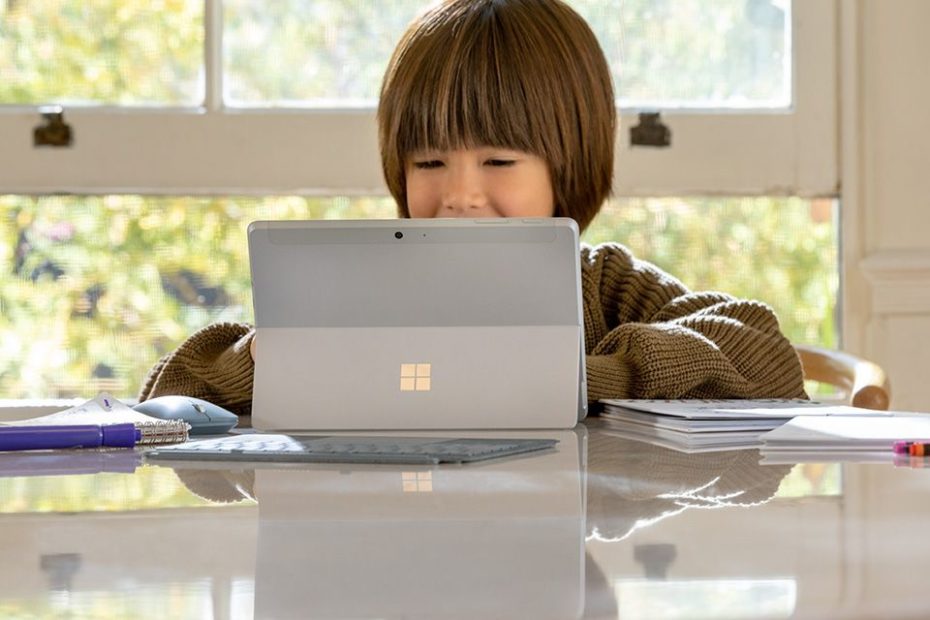 Surface Go 3