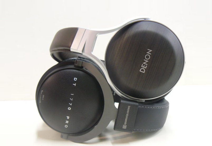 Beyerdynamic DT 1770 Pro vs Denon AH D5200 Comparison Review
