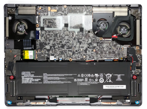 Inside MSI Creator Z16 (A11Ux) – disassembly and upgrade options