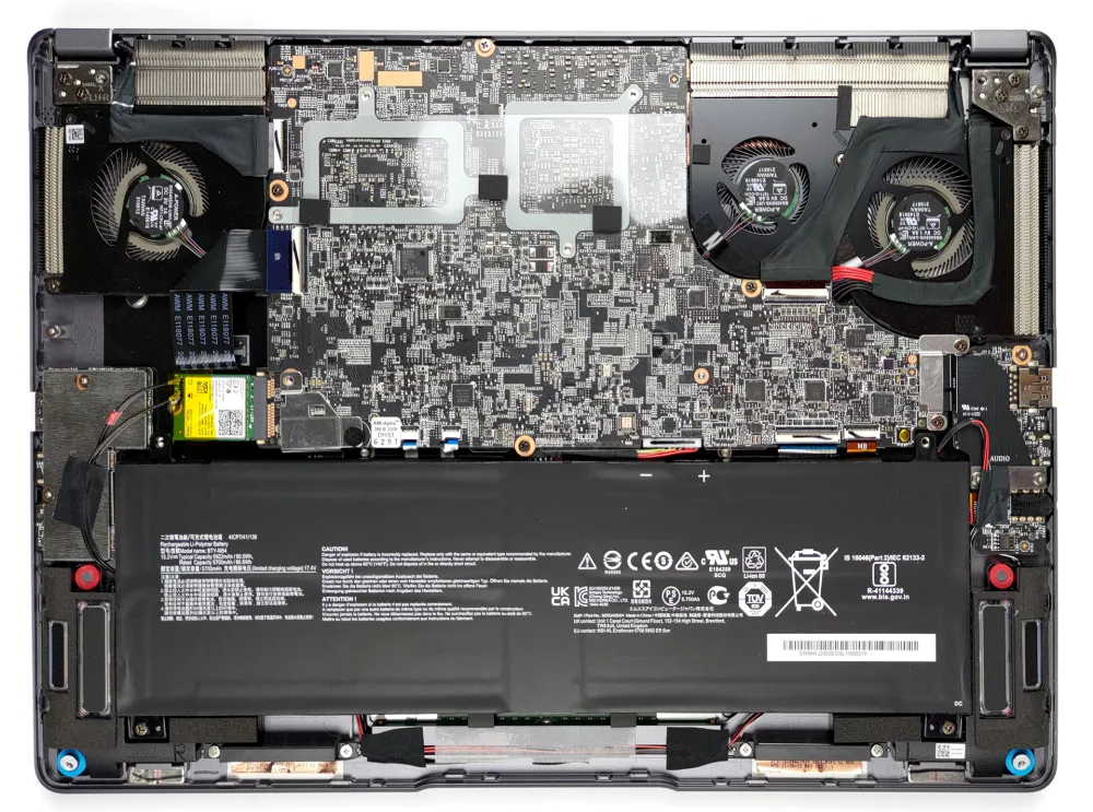 Inside MSI Creator Z16 (A11Ux)