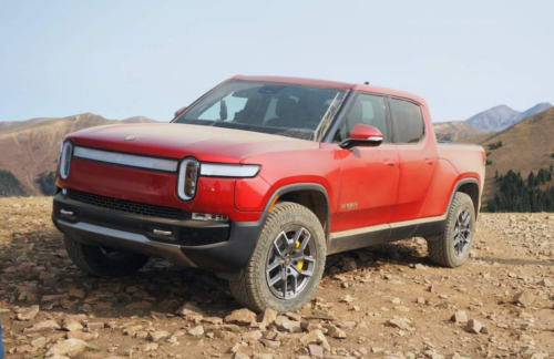 2022 Rivian R1T First Drive – The Next Electric Benchmark
