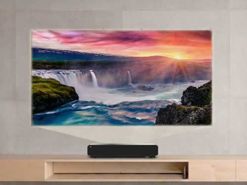ViewSonic X1000-4K: An ultra-short-throw projector with a 4K resolution, an integrated soundbar and up to a 150-inch projection