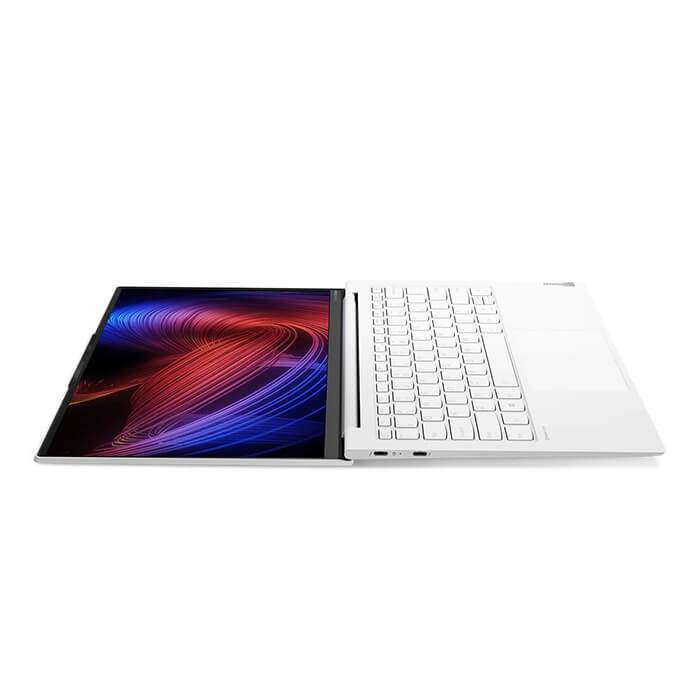 Lenovo’s new IdeaPad Slim 7 Carbon boasts an OLED screen with 90Hz refresh rate