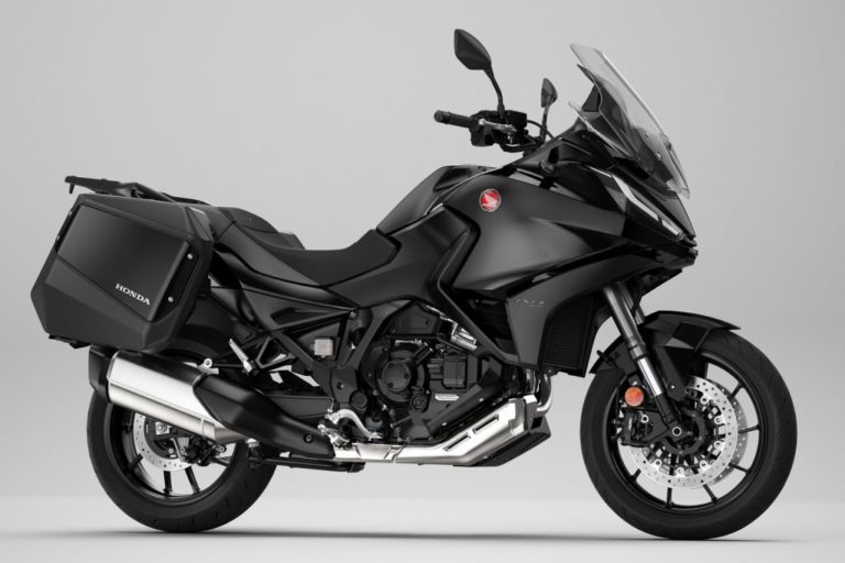 2022 Honda NT1100 First Look (8 Fast Facts, 50 photos + Specs