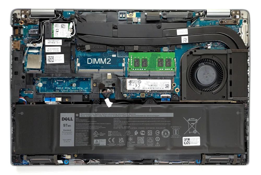 Inside Dell Precision 15 3561