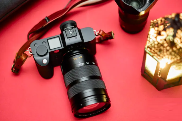 Leica SL2s