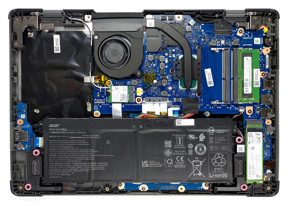 Inside Acer Enduro Urban N3 (EUN314-51)