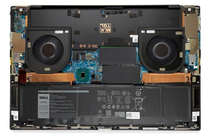 Inside Dell XPS 17 9710